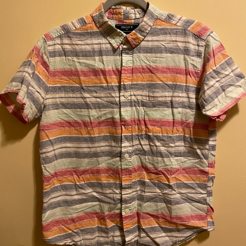 Forever 21 Mens short sleeve shirt button down